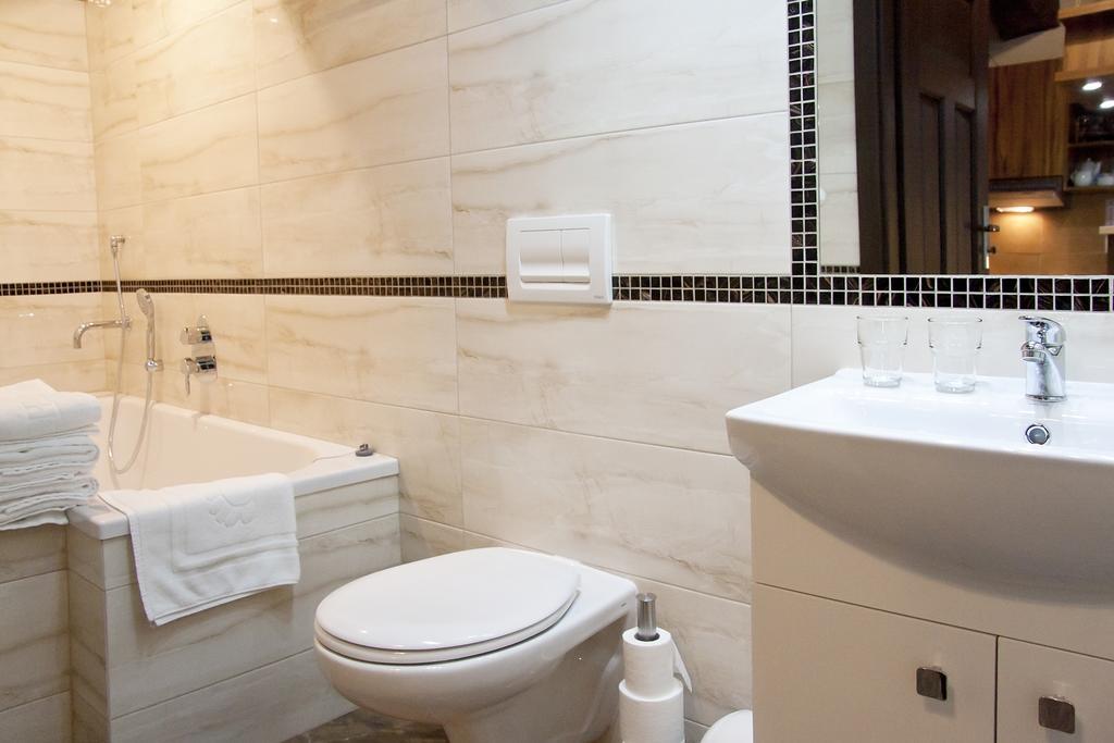 Apartamenty Hotelu Pod Orlem Torun Luaran gambar